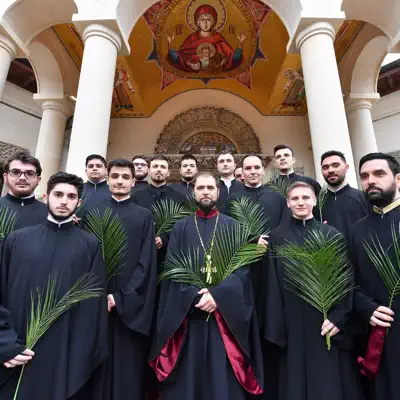 Listen to TRONOS - corul de psalți al Patriarhiei Române, watch music videos, read bio, see tour dates & more!