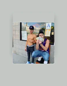 Prezziを聴いたり、ミュージックビデオを鑑賞したり、経歴やツアー日程などを確認したりしましょう！