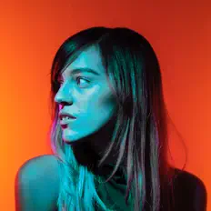 Sofía de Llaca सुनें, म्यूज़िक वीडियो देखें, बायो पढ़ें, दौरे की तारीखें और बहुत कुछ देखें!