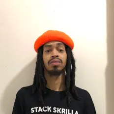 Stack Skrillaを聴いたり、ミュージックビデオを鑑賞したり、経歴やツアー日程などを確認したりしましょう！