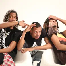 Ouça Fli University, assista a videoclipes, leia a biografia, veja as datas das turnês e mais!