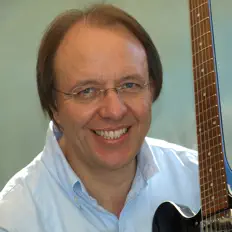 Martin Buntrockを聴いたり、ミュージックビデオを鑑賞したり、経歴やツアー日程などを確認したりしましょう！