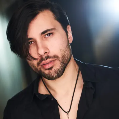 Listen to Artur, watch music videos, read bio, see tour dates & more!