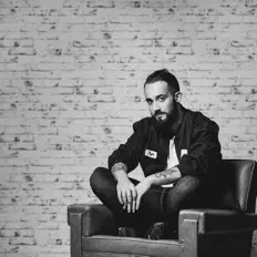 Listen to Ivan De La Rouch, watch music videos, read bio, see tour dates & more!