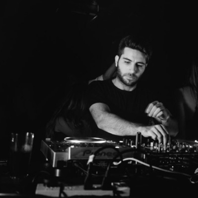Listen to DJ Martin V, watch music videos, read bio, see tour dates & more!