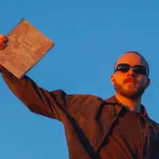 Écoutez Jerome B, regardez des vidéoclips, lisez la biographie, consultez les dates de tournée et plus encore !