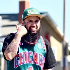 Dengarkan OneOfOne, tonton video musik, baca bio, lihat tanggal tur & lainnya!