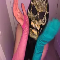 收听 Juno la Goon、观看音乐视频、阅读小传、查看巡演日期等 ！