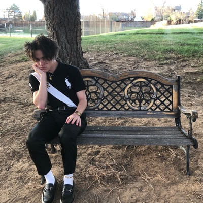 Vetements - Single