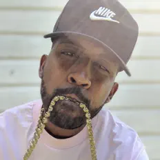 Poslechněte si interpreta IzzoOnTheBeat, sledujte hudební videa, přečtěte si životopis, podívejte se na data turné a další informace.