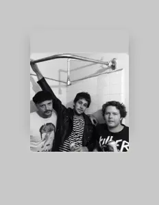 Enter The Mirrorを聴いたり、ミュージックビデオを鑑賞したり、経歴やツアー日程などを確認したりしましょう！