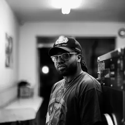 Listen to Ish Williams, watch music videos, read bio, see tour dates & more!