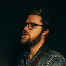 Joel Nelson Millerを聴いたり、ミュージックビデオを鑑賞したり、経歴やツアー日程などを確認したりしましょう！