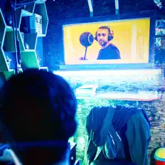 收听 AyTee、观看音乐视频、阅读小传、查看巡演日期等 ！