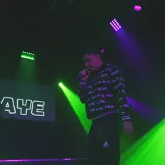 C.Aye dinle, müzik videolarını izle, biyografisini oku, tur tarihlerini ve daha fazlasını gör!