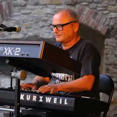 Poslechněte si interpreta Stanislaw Witta, sledujte hudební videa, přečtěte si životopis, podívejte se na data turné a další informace.