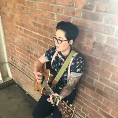 Escucha a Kayla Ray, mira videos musicales, lee su biografía, consulta las fechas de las gira y más.