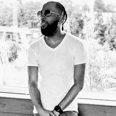 Listen to Demond, watch music videos, read bio, see tour dates & more!