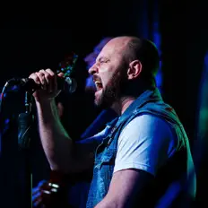 Ouve Грумант, vê vídeos de música, lê a biografia, vê as datas da digressão e muito mais!