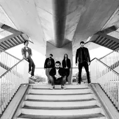 We Are Huntersを聴いたり、ミュージックビデオを鑑賞したり、経歴やツアー日程などを確認したりしましょう！