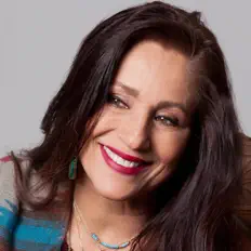 Ouve Tammy Hyler, vê vídeos de música, lê a biografia, vê as datas da digressão e muito mais!