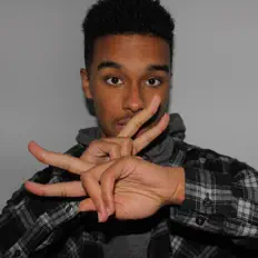 Hör dir Austin Lopes an, schau dir Musikvideos an, lies die Biografie, finde Tourdaten und mehr!