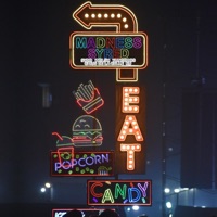 Madness (feat. Sydo, Welsh, Yungddos, Caius de la Calle & Ru) - Single - Syred