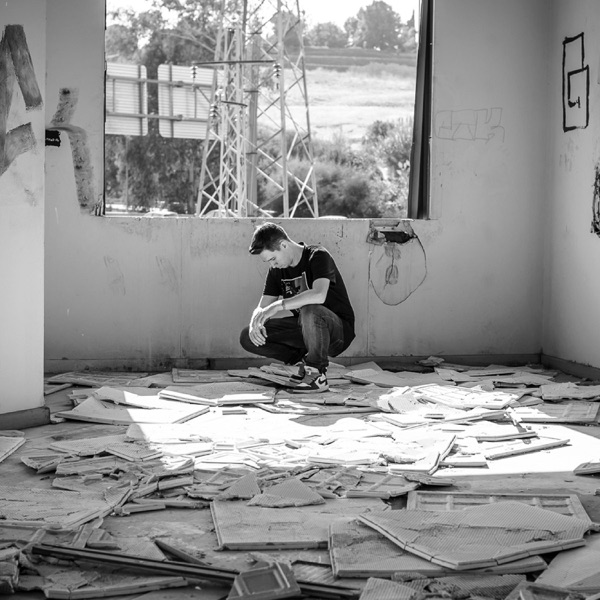 La Luz de la Tormenta (feat. Elemento Clab)