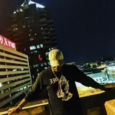 Posłuchaj wykonawcy Drewski Da Goat, obejrzyj teledyski, przeczytaj biografię, zobacz daty tras koncertowych i nie tylko!