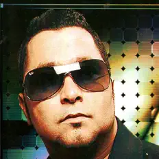 Ouve Mohamed Lamine, vê vídeos de música, lê a biografia, vê as datas da digressão e muito mais!