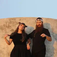 Voodoo Boogaloo सुनें, म्यूज़िक वीडियो देखें, बायो पढ़ें, दौरे की तारीखें और बहुत कुछ देखें!