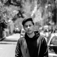 Escucha a Jaxmor, mira videos musicales, lee su biografía, consulta las fechas de las gira y más.