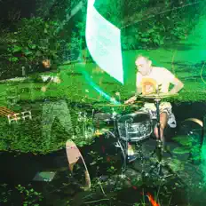 Dengarkan Hydrocele, tonton video musik, baca bio, lihat tanggal tur & lainnya!