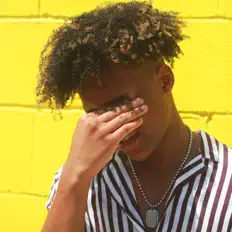 Listen to Lásko, watch music videos, read bio, see tour dates & more!