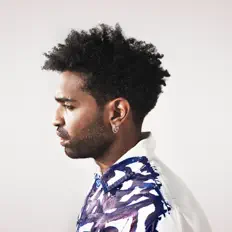 KRIVERSを聴いたり、ミュージックビデオを鑑賞したり、経歴やツアー日程などを確認したりしましょう！