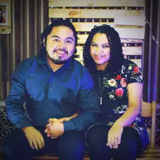 Haldo e Diamesを聴いたり、ミュージックビデオを鑑賞したり、経歴やツアー日程などを確認したりしましょう！