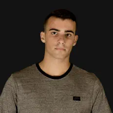 Josebo सुनें, म्यूज़िक वीडियो देखें, बायो पढ़ें, दौरे की तारीखें और बहुत कुछ देखें!