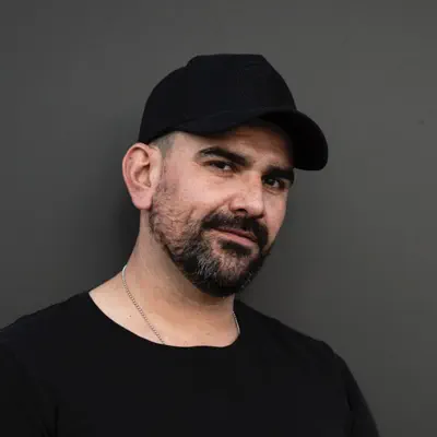 Listen to Franco Paulsen, watch music videos, read bio, see tour dates & more!
