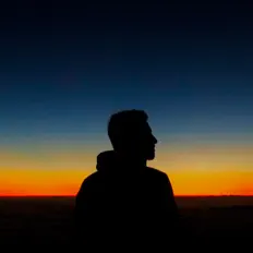 SMEB dinle, müzik videolarını izle, biyografisini oku, tur tarihlerini ve daha fazlasını gör!