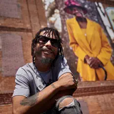 Escucha a Peter Piffen, mira videos musicales, lee su biografía, consulta las fechas de las gira y más.