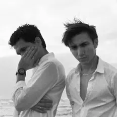 Franz Cady सुनें, म्यूज़िक वीडियो देखें, बायो पढ़ें, दौरे की तारीखें और बहुत कुछ देखें!