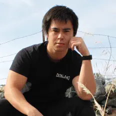 Keali'i을(를) 듣고, 뮤직 비디오를 보고, 약력을 읽고, 투어 일정 등을 확인하세요!