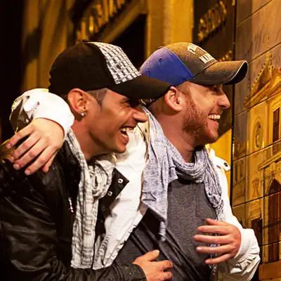 Listen to Aldeskuido, watch music videos, read bio, see tour dates & more!