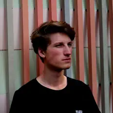 收听 Xibe、观看音乐视频、阅读小传、查看巡演日期等 ！