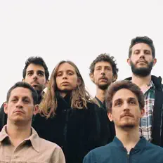 Ouça Bones Garage, assista a videoclipes, leia a biografia, veja as datas das turnês e mais!