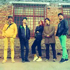 Posłuchaj wykonawcy Arctic Riddim, obejrzyj teledyski, przeczytaj biografię, zobacz daty tras koncertowych i nie tylko!