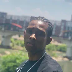 Escucha a Abyss, mira vídeos musicales, lee la biografía, consulta fechas de giras y mucho más.