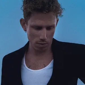 Erik Hassle