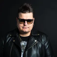 Bandidoを聴いたり、ミュージックビデオを鑑賞したり、経歴やツアー日程などを確認したりしましょう！