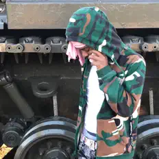 Dengarkan Kayyoh, tonton video musik, baca bio, lihat tanggal tur & lainnya!